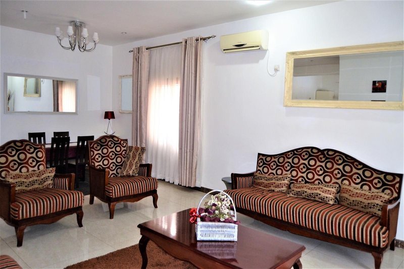 3 Bedroom En-Suite House