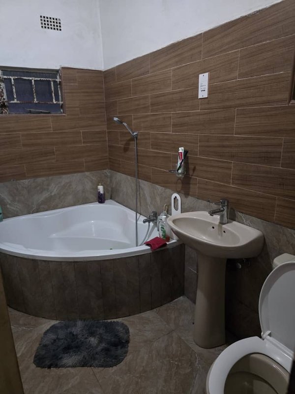 House for sale at Riverside