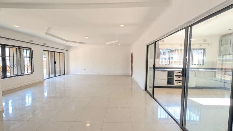 Just listed |for rent | 3 Bedroomed flat | Meanwood Ibexhill | Vacant Three (3) Bed msc Flat|Rent|K15,000