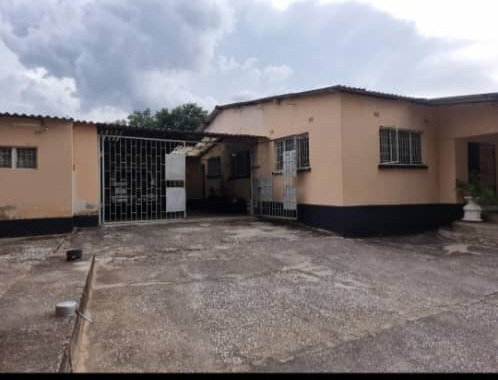 HOUSE FOR SALE – KALUNDU