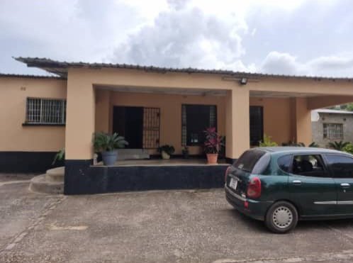 HOUSE FOR SALE – KALUNDU