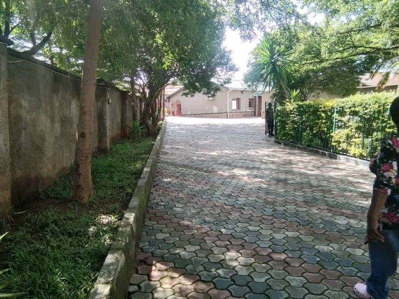 HOUSE FOR SALE – KALUNDU