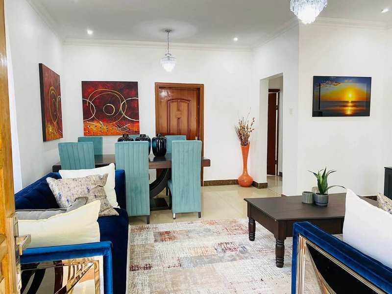 🏡 FOR RENT | Fully Furnished 2-Bedroom Executive Apartment – Chudleigh|