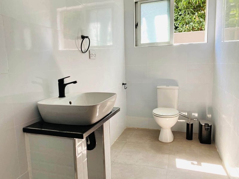 🏡 FOR RENT | Fully Furnished 2-Bedroom Executive Apartment – Chudleigh|