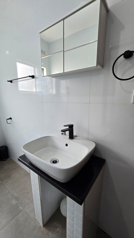CHUDLIEGH 2 BEDROOMS FULLY FURNISHED APARTMENT