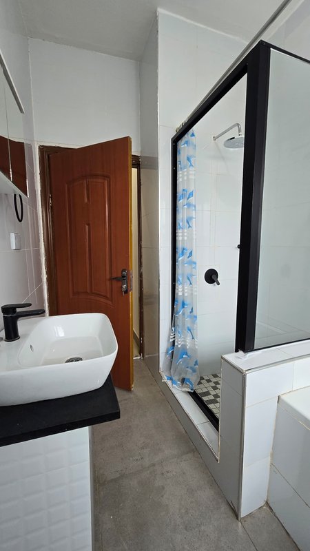 CHUDLIEGH 2 BEDROOMS FULLY FURNISHED APARTMENT