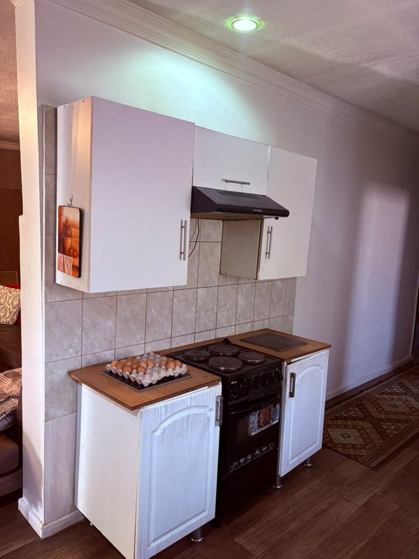 2-BEDROOM APARTMENT FOR RENT – JESMONDINE
