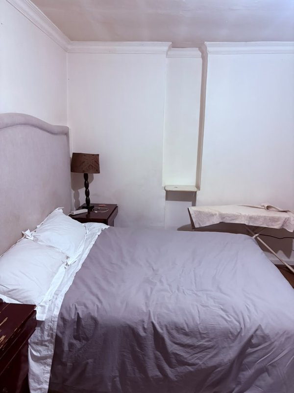 2-BEDROOM APARTMENT FOR RENT – JESMONDINE