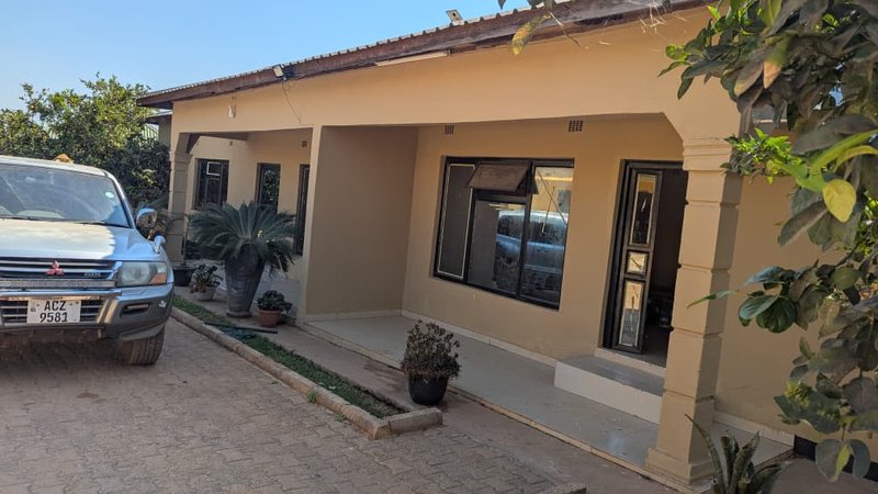 5 FLATS FOR SALE | FOXDALE