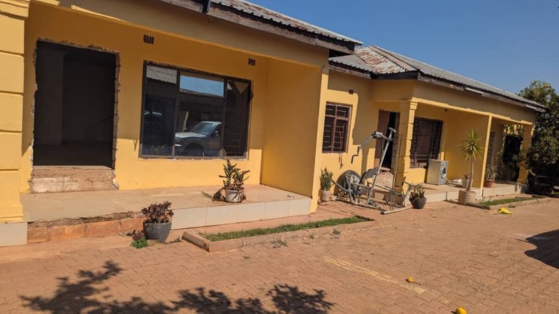 5 FLATS FOR SALE | FOXDALE