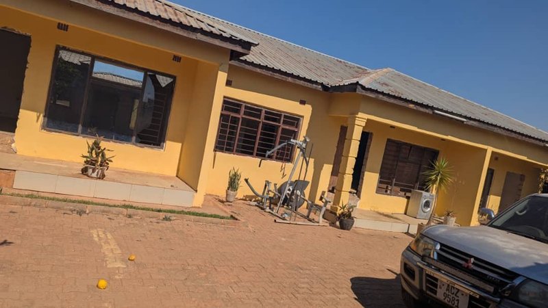 5 FLATS FOR SALE | FOXDALE