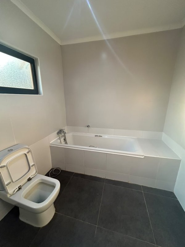 3bed 2bath apartment