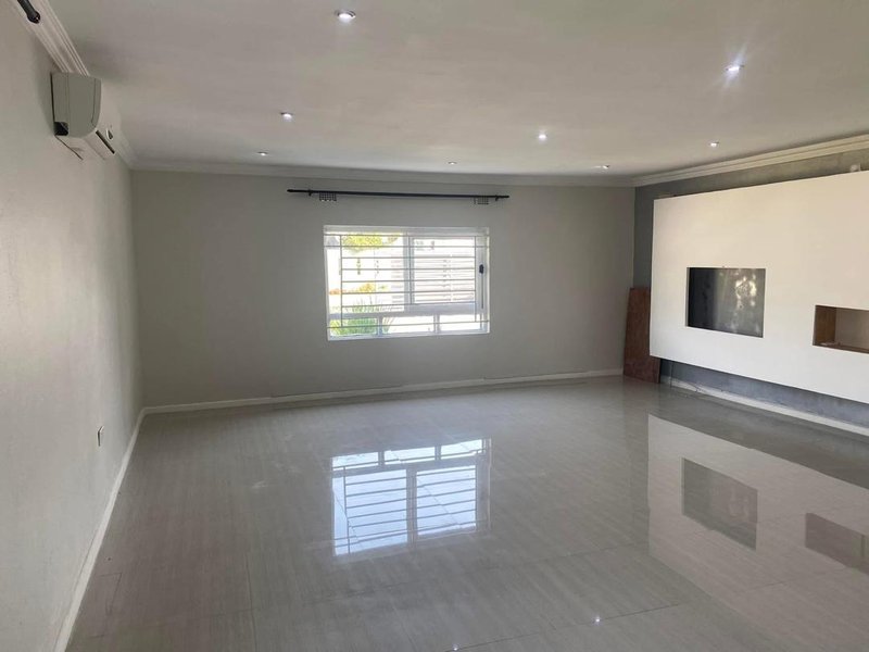 3bed 2bath apartment