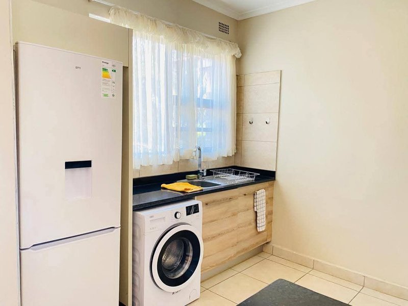 One Bedroom Furnished, Roma Park