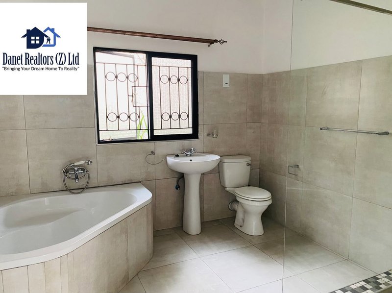 Beautiful 3 bedrooms msc standalone in roma