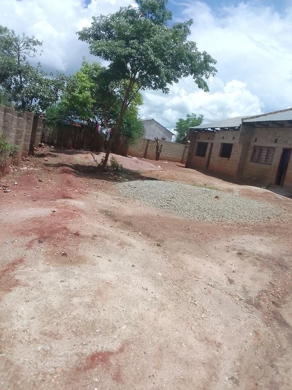 sale:solwezi, flats semi-detached