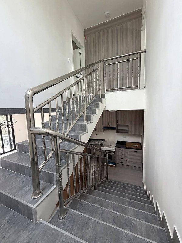 KINGSLAND CITY|SPACIOUS SEMI-FURNISHED _2*BED DUPLEX|UNFURNISHED DUPLEX APARTMENT|BACK UP POWER|K20,000