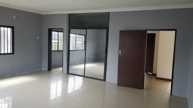 4 BEDROOMS HOUSE ON SALE