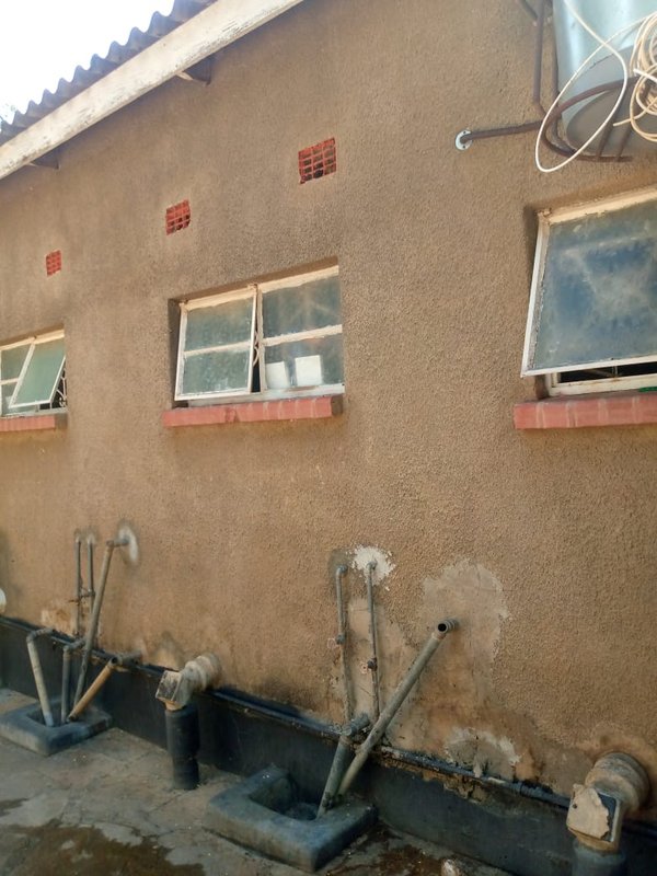 3-BEDROOM HOUSE FOR SALE IN SIAVONGA