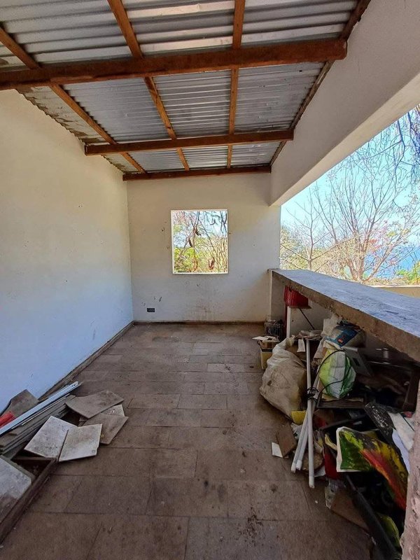3-BEDROOM WATERFRONT HOUSE FOR SALE – SIAVONGA