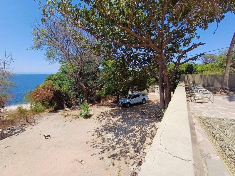 3-BEDROOM WATERFRONT HOUSE FOR SALE – SIAVONGA
