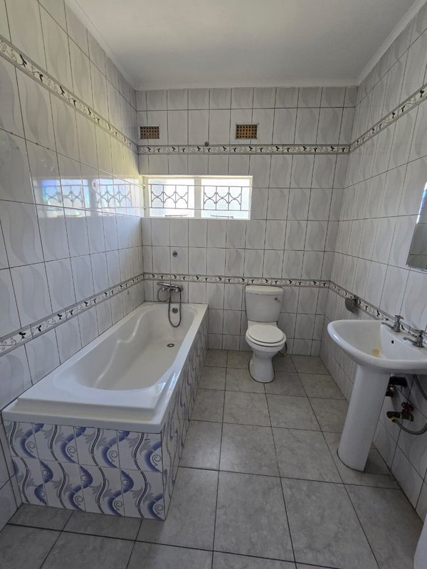 *3-BEDROOM STAND ALONE HOUSE  near AMERICAN EMBASSY