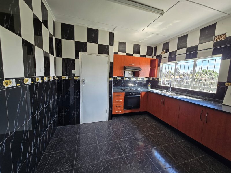 *3-BEDROOM STAND ALONE HOUSE  near AMERICAN EMBASSY