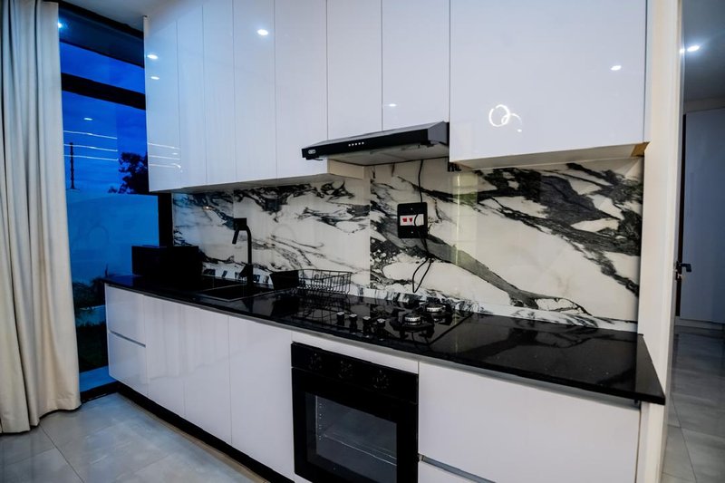 3-BEDROOM FULLY FURNISHED APARTMENT