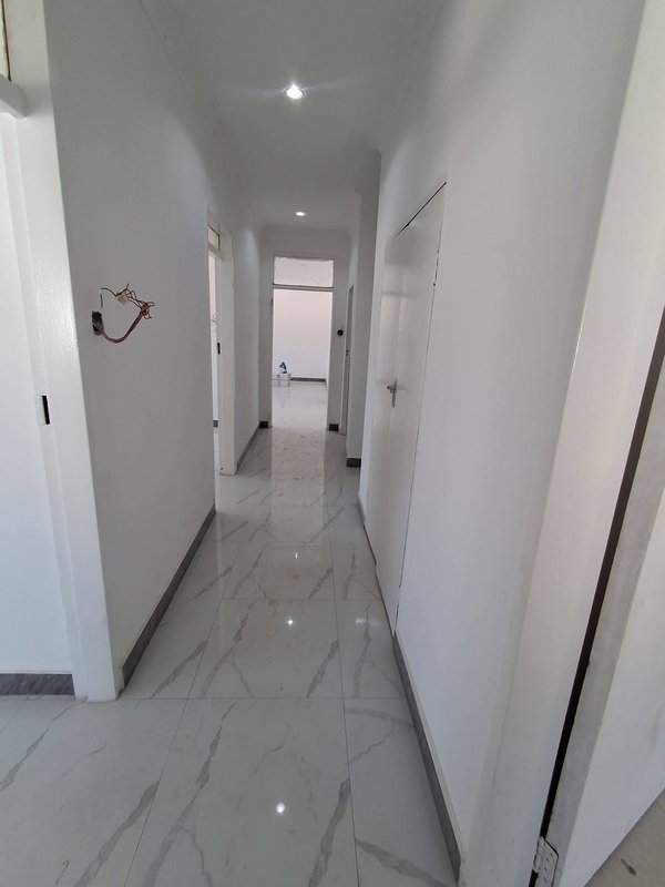 🚨PRIME LOCATION‼️🚨OLYMPIA|RECENTLY RENOVATED STANDALONE FOUR (4) HOUSE THREE TOILETS|SPACIOUS YARD SPACE|RENT|$2,000