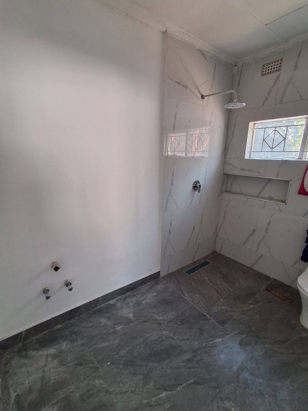 🚨PRIME LOCATION‼️🚨OLYMPIA|RECENTLY RENOVATED STANDALONE FOUR (4) HOUSE THREE TOILETS|SPACIOUS YARD SPACE|RENT|$2,000