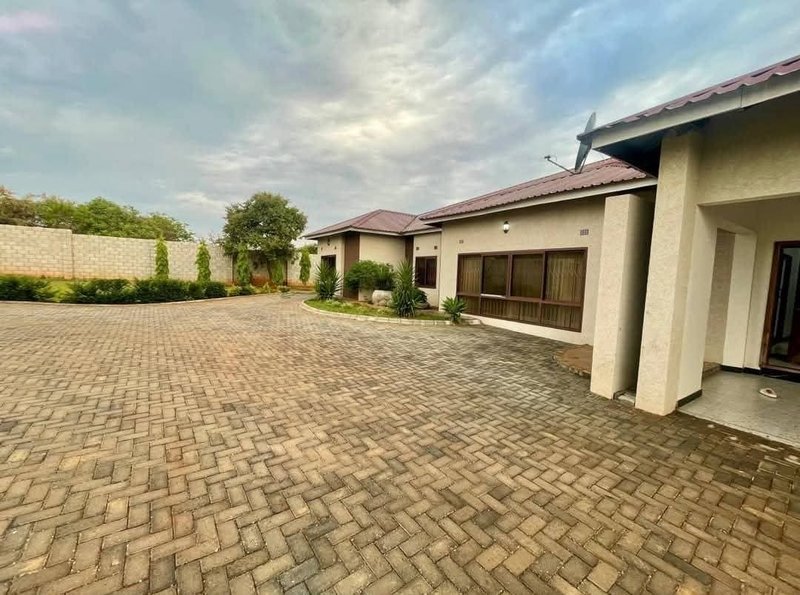 Five Bedroom For Sale, Leopards Hill