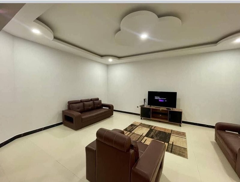 Five Bedroom For Sale, Leopards Hill