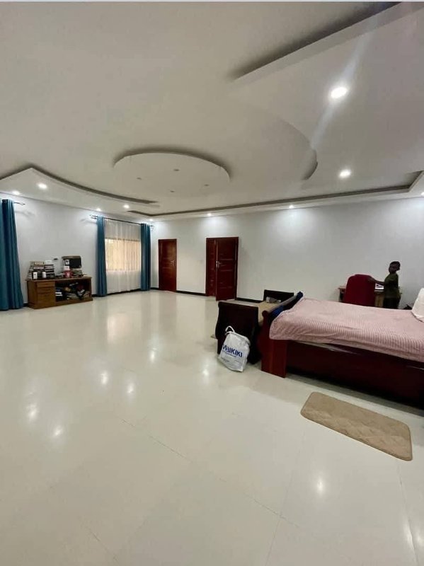 Five Bedroom For Sale, Leopards Hill