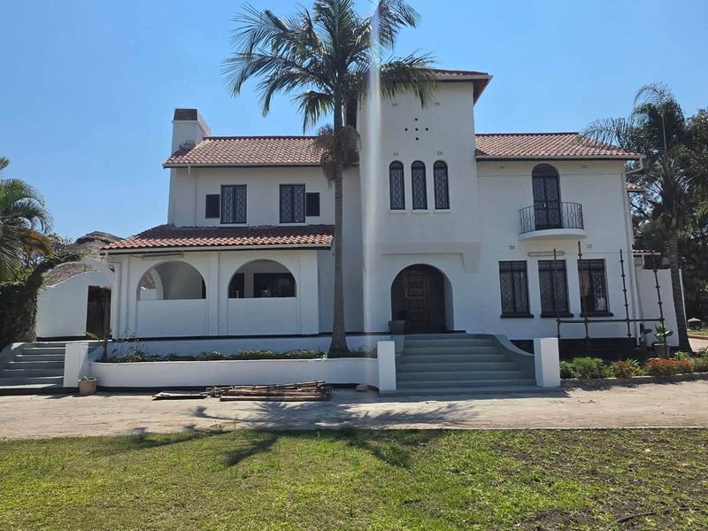 Executive 4 bedrooms double storey house in kitwe