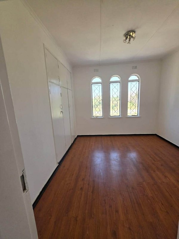 Executive 4 bedrooms double storey house in kitwe