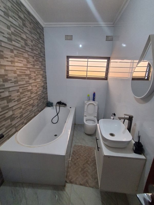 NEW KASAMA|COZY MODERN TWO (2) BED UNIT|RENT|FURNISHED K16,000|UNFURNISHED K12,000|BACKUP_POWER