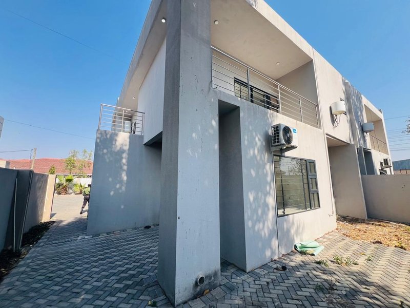 MASSMEDIA|VACANT THREE (3) BED APARTMENTS|UNFURNISHED|RENT|$1,400