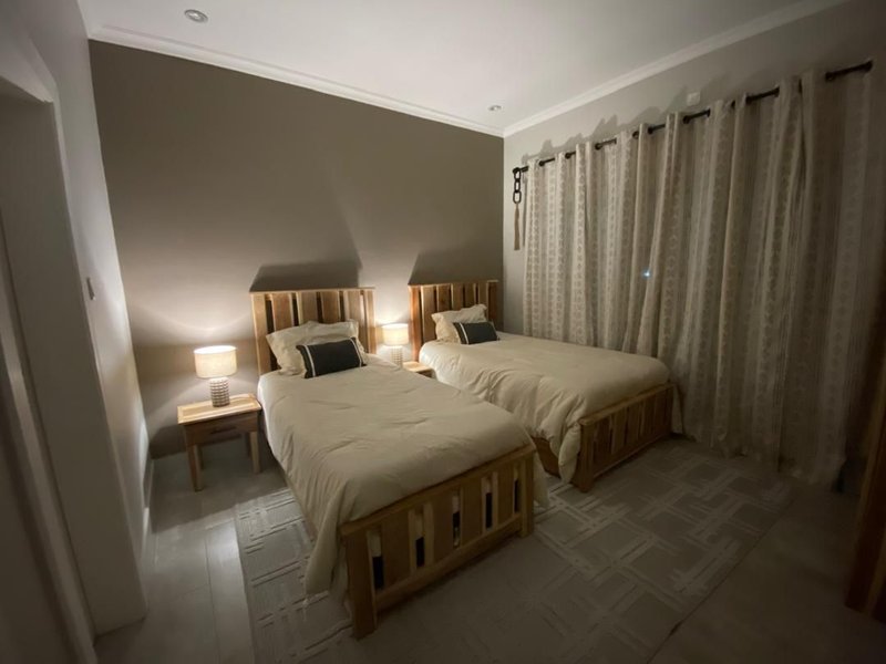 CHAMINUKA_ROSELAND AREA|STANDALONE FILLY FURNISHED THREE (3) BEDROOM THREE (3) BATHS|FOR RENT | $1,500