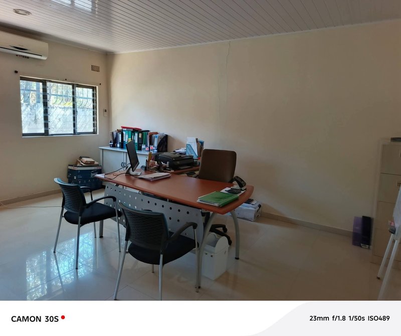 🚨AVAILABLE SEPTEMBER MONTH-END ‼️🚨RHODESPARK|FREE STAND|EXECUTIVE THREE (3) BEDROOM OFFICE PLUS POOL ROOM & BOARDROOM|SHARED  COMPOUND|ÇOMMERICAL USE ONLY|K33,000