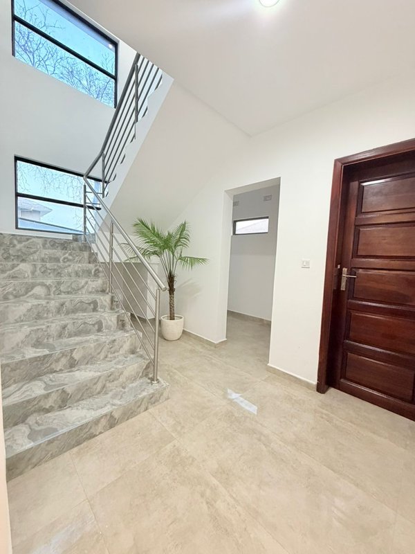 3bed 3.5bath house