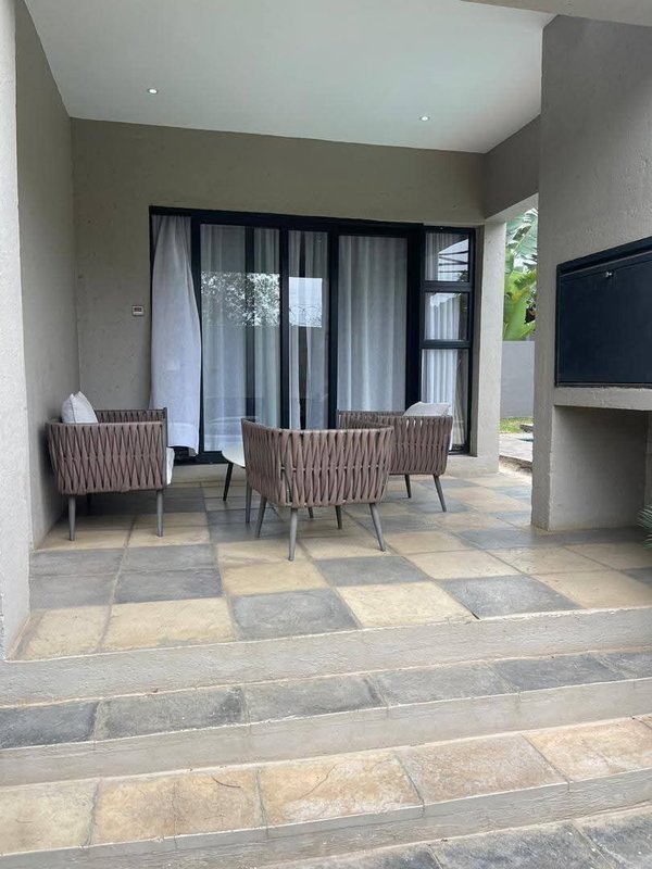 Two and Four Bedroom Furnished, Roma Park