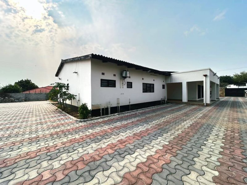OLYMPIA PARK|STANDALONE THREE (3) BEDROOM HOUSE TWO (2) BED ENSUITE 🏠 |FOR RENT|K30,000