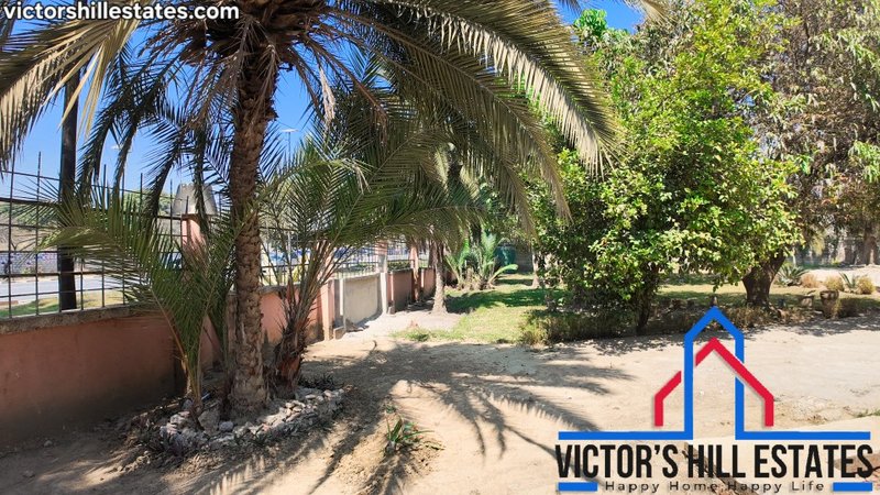 🏡 COMMERCIAL PROPERTY FOR SALE NEAR CHAINAMA GOLF CLUB