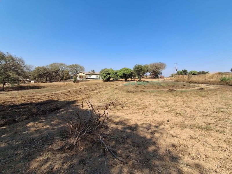 CHILANGA MOUNT MAKULU|FARM HOUSE 🏡|RENT|5 ACRE LAND EXT|K15,000