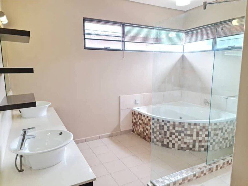 Four Bedroom For Rent, Sunningdale