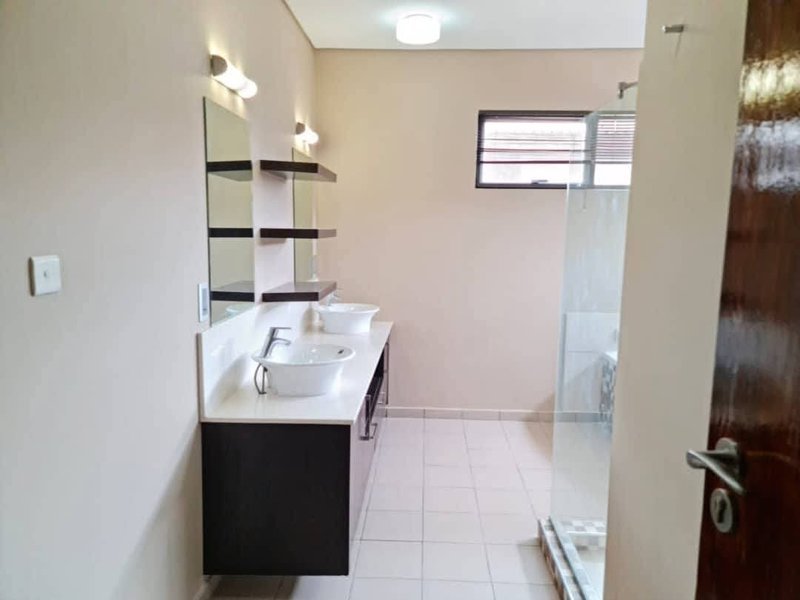 Four Bedroom For Rent, Sunningdale