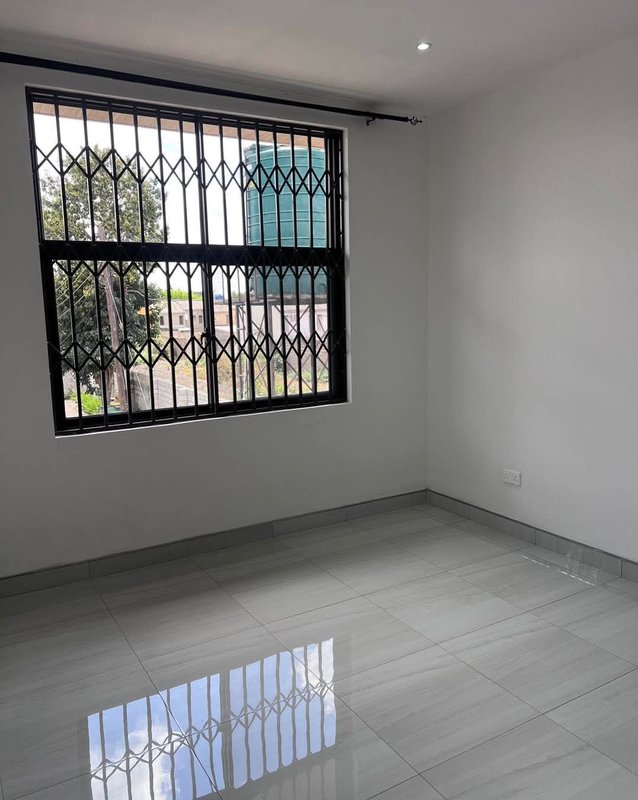 FOR RENT RHODESPARK, LUSAKALocation: Rhodespark, LusakaRental: USD 1,500 per month