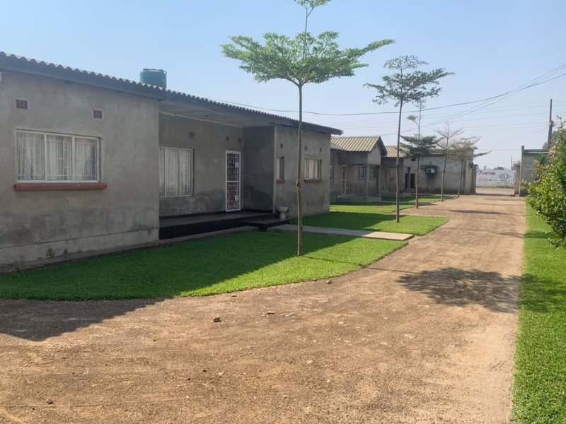 COMMERCIAL PROPERTY FOR SALE – MAKENI