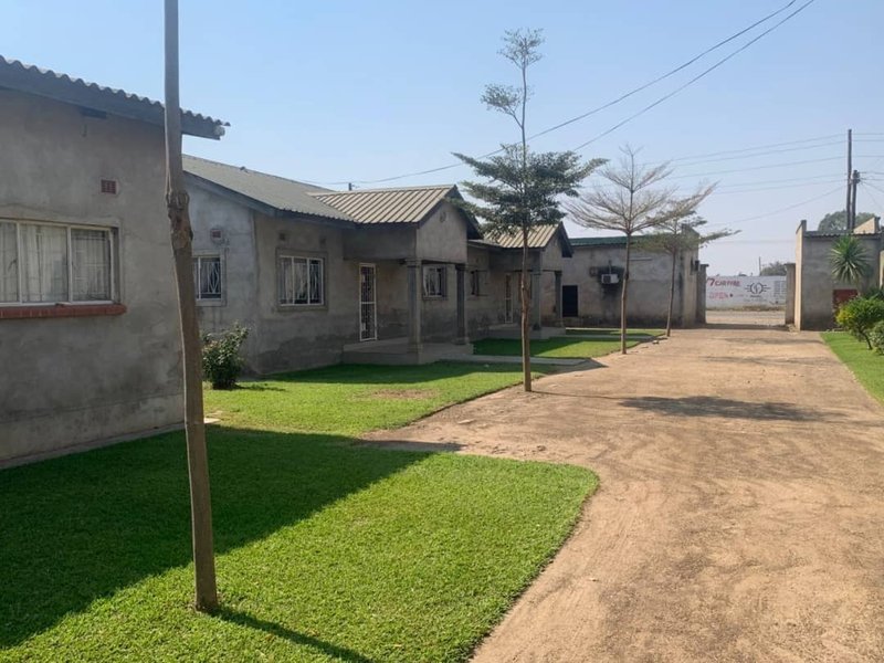 COMMERCIAL PROPERTY FOR SALE – MAKENI