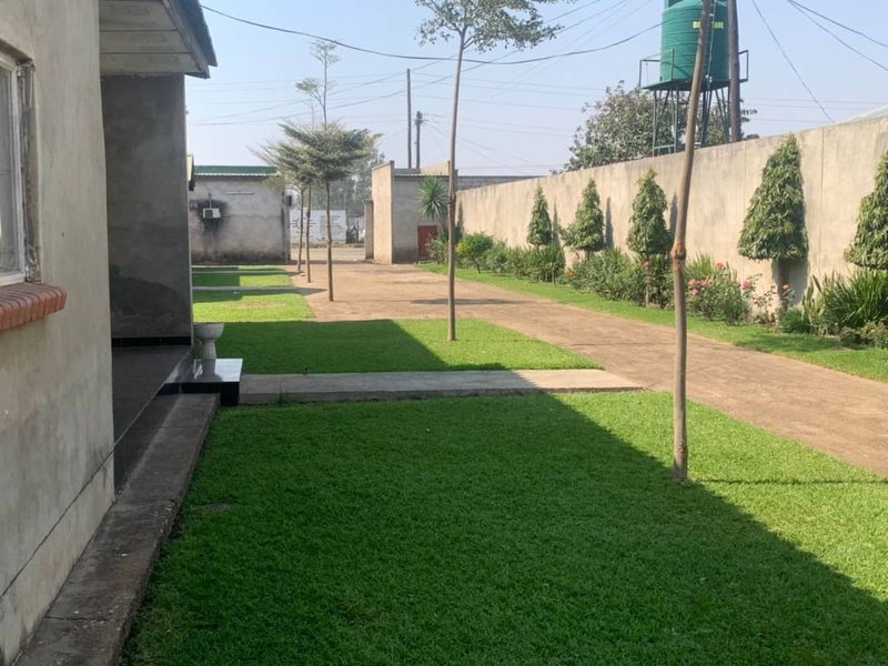 COMMERCIAL PROPERTY FOR SALE – MAKENI